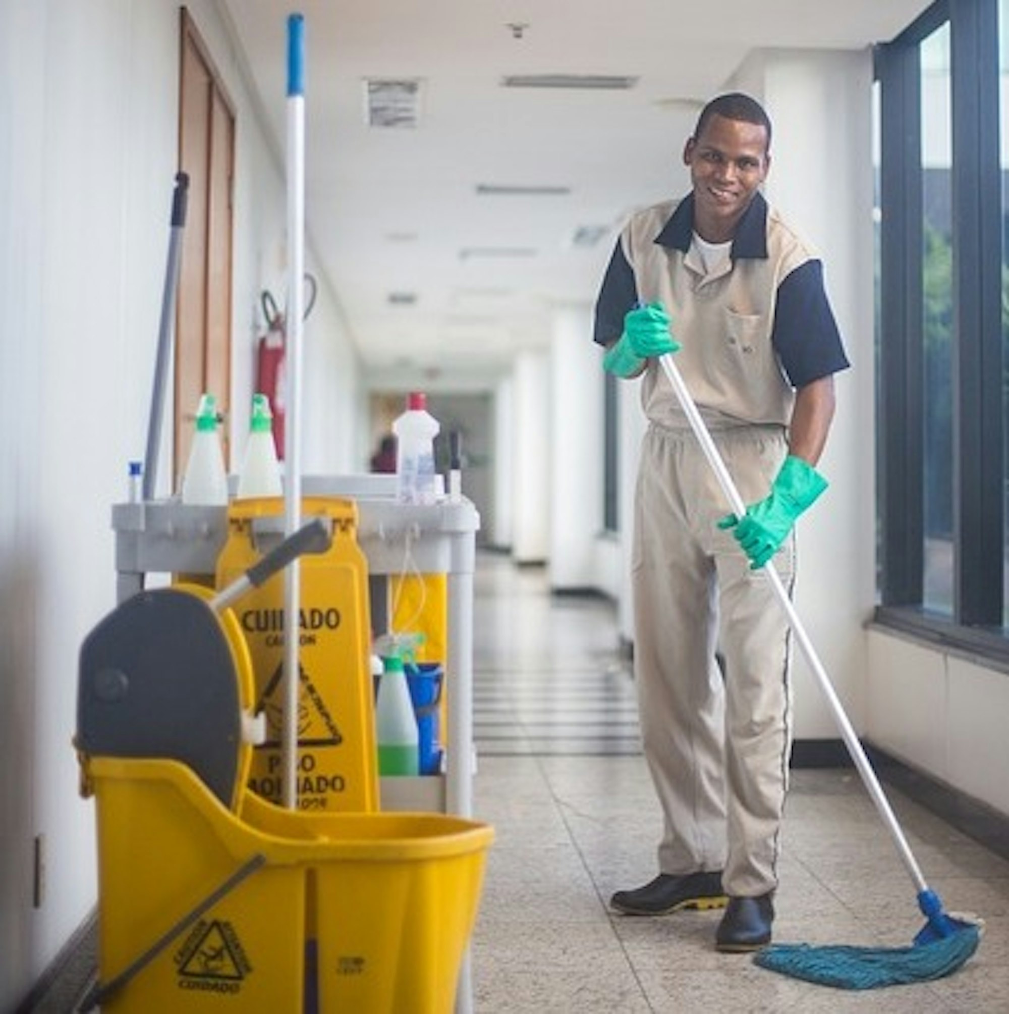 5 Affordable Ways to Thank Your Cleaning Operatives